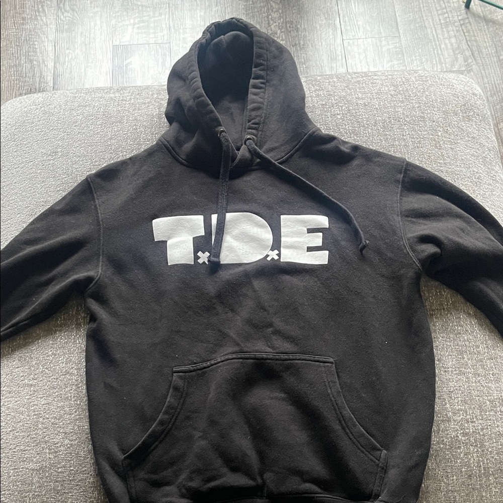 TDE HOODIE size medium